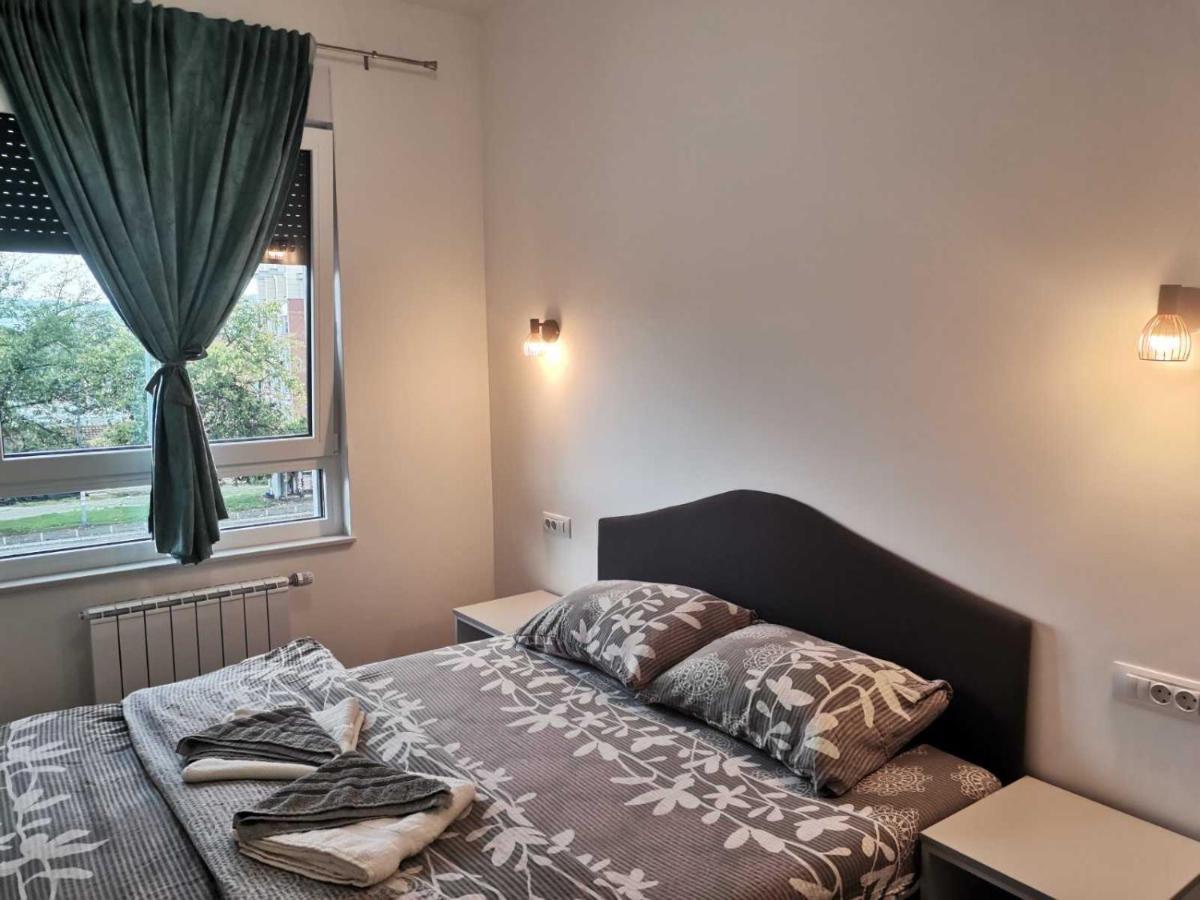 Square Apartman Banja Luka Kültér fotó